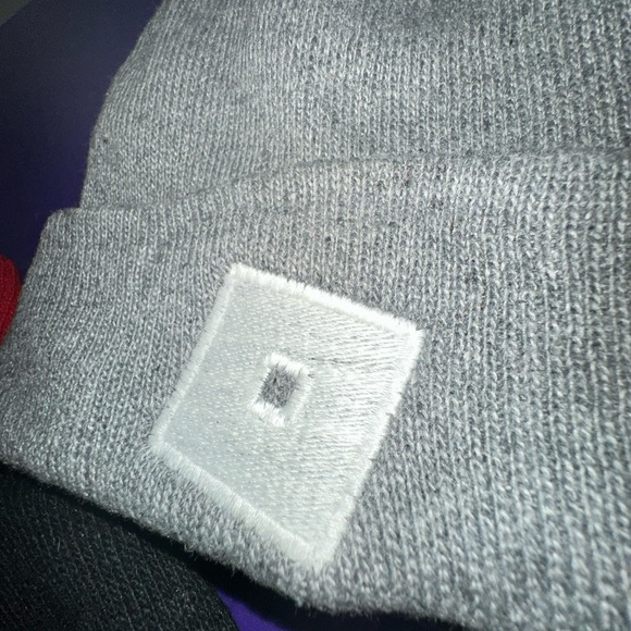 Roblox  Beanie and matching mask - Picture 10 of 16